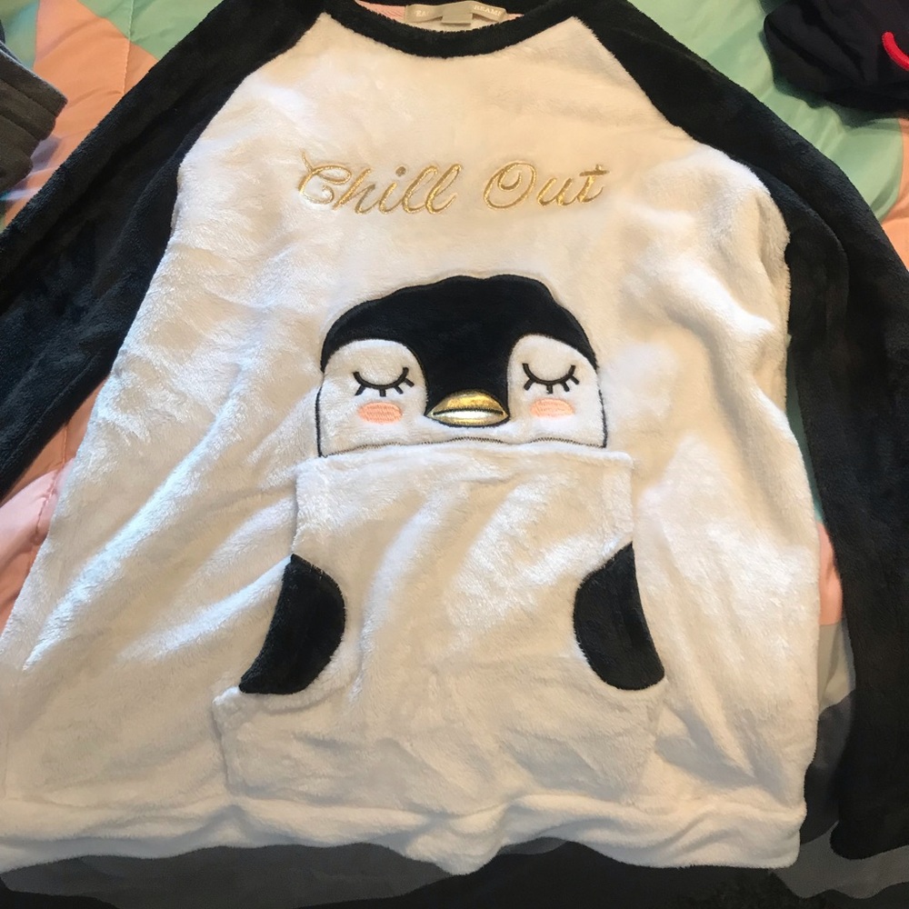 soft fluffy pj shirt. size M